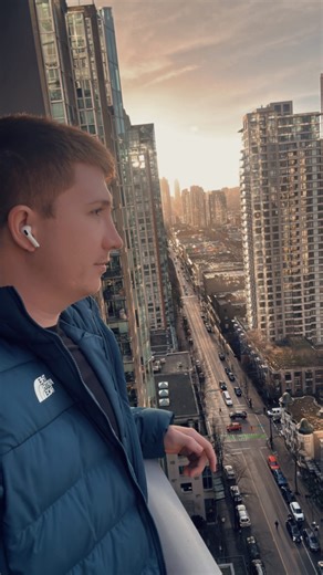 Ruan Matias on Instagram: "Que se lasquee! Eu não saio nem a marretada 😂😂😂 Quer aprender a construir e validar um algoritmo pra comprar bitcoin em momentos estratégicos? 🤖 Me segue @oruanmatias #algotrading #bitcoin #mercadofinanceiro"