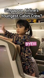 Not even 2 years old and already running the cabin like she’s senior crew! Meet 1.5-year-old Kiarrah — who just flew business class on Singapore Airlines and skipped the champagne and fine dining… to get straight to work! While most toddlers are busy with snacks and cartoons, Kiarrah grabbed her imaginary wings and treated the aisle like her office — greeting passengers, “helping” crew, and soaking up every bit of attention. Dad @tanuzen says the SQ crew went above and beyond, cheering on their 