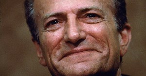 Claus Von Bulow, Acquitted For Murdering Wife, Dead At 92
