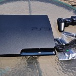 PS3 Slim unboxed | GodisaGeek.com
