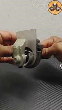 How does the liner lock work?