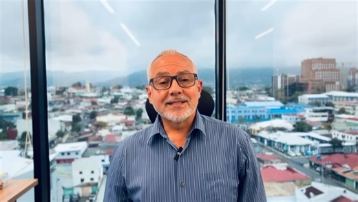 2.8K views · 51 reactions | Debido a las fuertes lluvias e inundaciones provocadas por el efecto indirecto del Huracán Melissa, el MEP suspende clases los días martes 28 y miércoles 29 de octubre en centros educativos afectados de las Direcciones Regionales de Coto, Grande de Térraba, Peninsular, Santa Cruz y Nicoya. La medida busca proteger la seguridad de estudiantes y personal educativo. ️ Más información en  www.mep.go.cr/noticias | Trece Noticias | Facebook