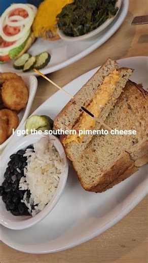 Sam & Omie's | Pimento Cheese Sandwich | Nags Head, NC #wheretoeat #obx #southernfood #outerbanks