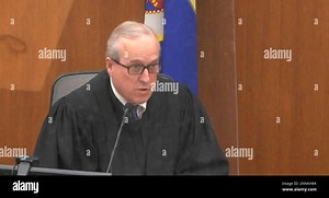 In this image taken from video, Hennepin County Judge PeterCahill presides over jury selection, Monday, March 22, 2021, at the Hennepin County Courthouse in Minneapolis, in the trial of former Minneapolis police officer Derek Chauvin, who is charged in the May 25, 2020, death of George Floyd. (Court TV via AP, Pool Stock Photo - Alamy