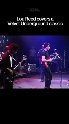Lou Reed Covers The Velvet Underground “Sweet Jane” 14 Years After Its Release