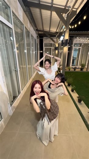 PiXXiE on Instagram: "‎🎄🤍🧣·˚⋆❅ All I want for Christmas is PiXXeL 𓏸𓄹☃️𖤣˚✦∘ #PiXXiE #Christmas2025"