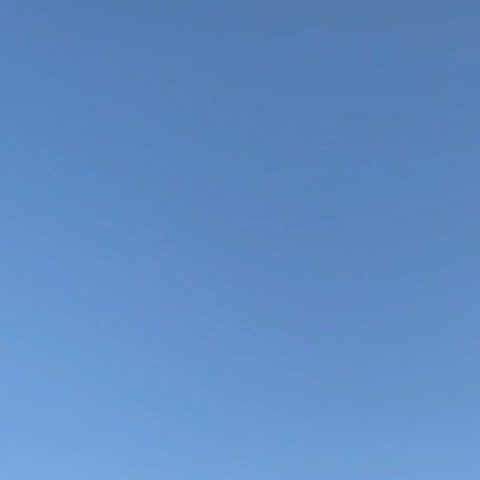 Carter Sharer on Instagram: "I tried the crate challenge above my pool! I think I might have broken the record! What do you guys think? Comment below 👇🏻"