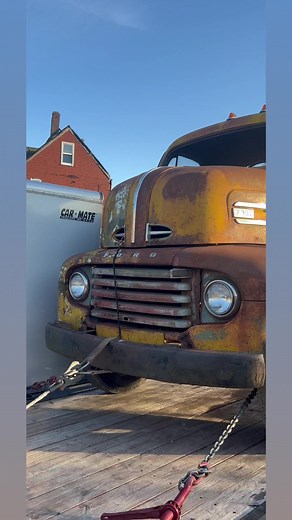 1949 Ford F5- Make sure you're following us on IG andsubscribed on YouTube so you don't miss out on any awesome new content. For all other antique truck or car inquiries text call or WhatsApp Patina Pete at 412-335-6100. 🌍Overseas welcome we deliver worldwide🌍#musclecarproject #hotrod #ratrod #streetrod #saved #project #carcollector #carcollection #picker#barnfind #barnfinds #dowhatyoulove #rustlord #backroads #patinacar#originalcharacter #picking #towing #pickingamerica #patina #ironcitygarag