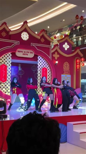 O.O NMIXX cover by MVP Official #nmixx #nmixx_oo #lilynmixx #kyujinnmixx #haewonnmixx #jinnynmixx #baenmixx #jiwoonmixx #sulyeonnmixx