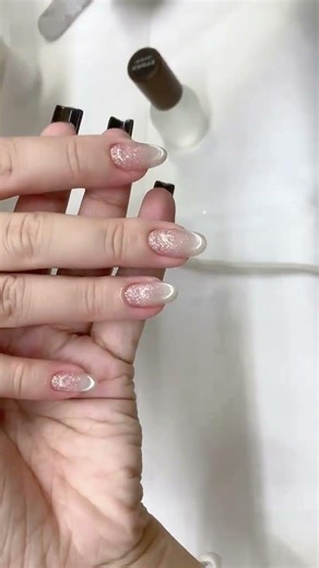 Broken diamond French cat s eye manicure share#Nail art style#Cat s Eye Nail Art#Shenzhen