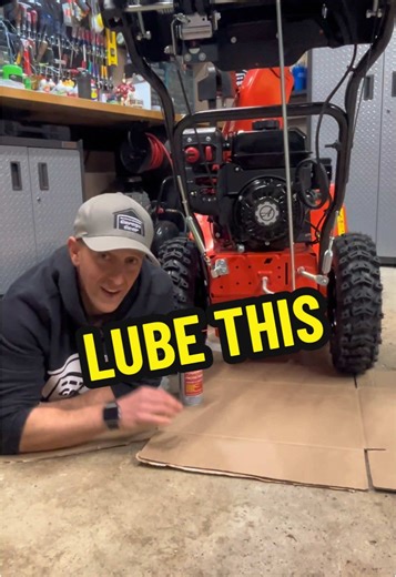 Lube Your Snowblower for Easy Maintenance and Repairs