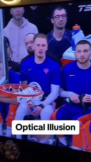 #stitch with @The Raptors Room Tennis already figured this out. #science #optical #nba #angles #basketball #3pointer