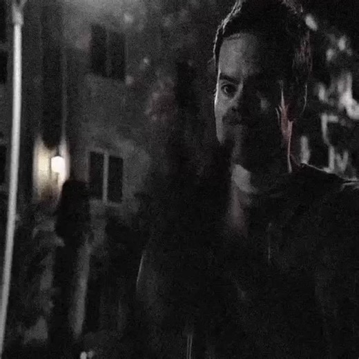 New Watermark Design for Aesthetic Edits