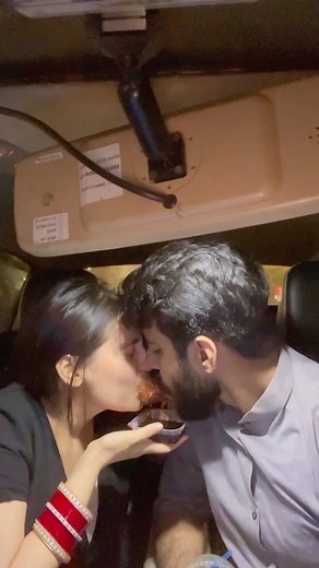 Meru Panwar Grover on Instagram: "Midnight India gate strolls . . . . . . . . . . . . . #couplegoals #couplevideos #couplereels #romantic #romanticvideos #merorang #romanticcouples #lovequotes #lovestatus #lovesongs"
