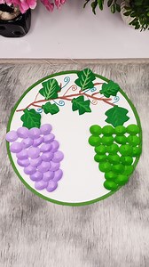 🍇 Grapes Craft with Paper Circles ✂️ | DIY Fruit Craft for Kids 🎨 🌿 Paper Grape Vine Wall Craft 🟣🟢 | Easy Summer Decoration Idea 🧒 3D Grape Art Project for Kids 📚 | Fun Fruit Craft Activity 🍇 🟣🟢 DIY Grape Bunch Craft 🍇 | Handmade Fruit Wall Hanging for Kids | MNS Crafts