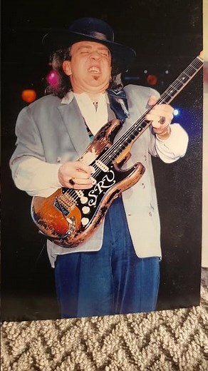 Remembering Stevie Ray Vaughan's Death on August 27th 1990 #srv