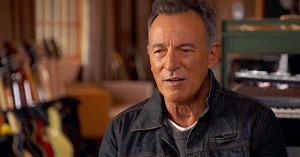 Bruce Springsteen: President Trump "doesn't have a grasp" on what it means to be American