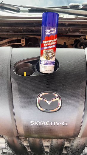 Así de limpio quedará tu motor 🤯💯 Nuestro Desengrasante Para Motor Original Gunk te ayudará en las tareas más difíciles 😎 ✅ Es una de nuestras fórmulas más vendidas. 🥇🤩 ✅ Cuenta con una fórmula de limpieza y acción rápida. 📦 Disponible en: Amazon y Mercado Libre. #GUNK #México #Limpiadores #auto #Industriales #desengrasantes #motor #limpiadormotores #motorracing #motortrend