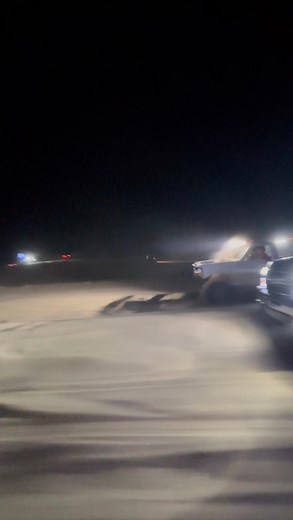 Zj vs silverado vs Ford que explotó alv 5.2vs6.0 #grandcherokee #zj #v8power #jeep #chevy #silverado #chevytrucks #viralreelsシ | ZJ Squad 686