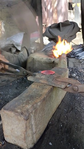 #wood #carpentry #medievalblacksmith #woodwork