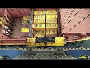 How to Load and Closing Hatch Covers on the Span Asia 25 PSACC Container Ship"
