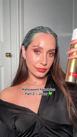 Halloween hairstyles part 2~ Joker hair tutorial 💚 Products used~ @SchwarzkopfUSA mousse @Claire’s lime green color hairspray @L’Oréal Paris elnett & glotion halloweenhair #halloweenhairstyles #jokermakeup #halloweencostume