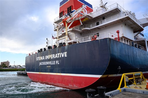 Shipyard Worker Dead, Fire Breaks Out on U.S.-Flagged Tanker After Iranian Attack on Bahrain Port - USNI News