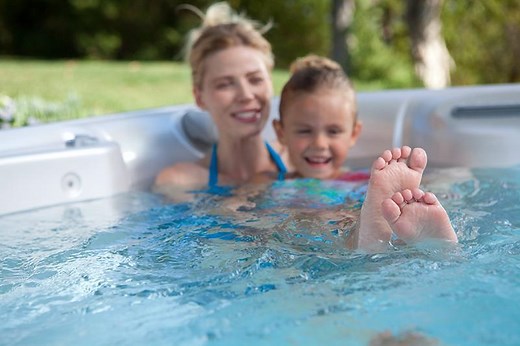 How to Get Rid of Algae, Mold, and Mildew in Your Hot Tub - Hot Spring Spas