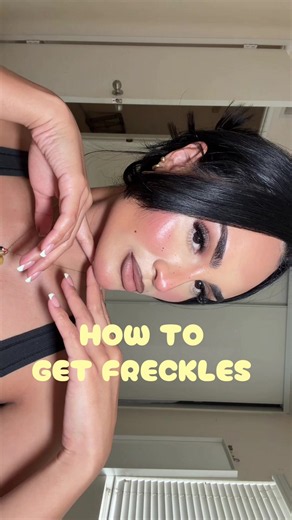 Freckle tutorial with @Marylia Scott Cosmetics 🫶🏼✨ #makeuptutorial #freckles #motd #fyp #maryliascottfreckles