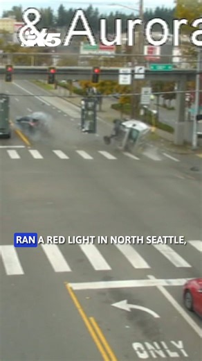 North Seattle driver causes multicar crash after running a red light
