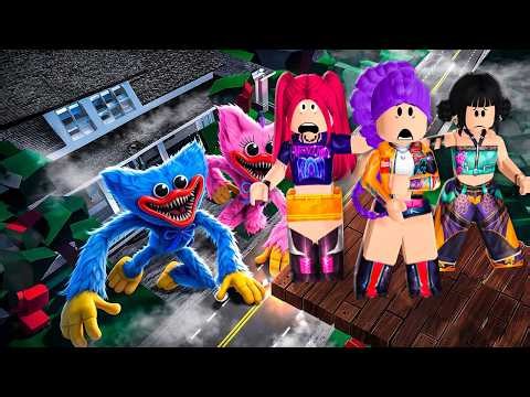 KPOP DEMON HUNTERS BUILD A SKYBASE TO HIDE FROM HUGGY WUGGY! BROOKHAVEN RP