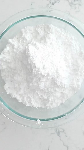 Sugar Cookie Frosting! When I want frosting that dries hard I prefer this one to royal icing. I find royal icing ridiculously hard to use - this recipe is SO MUCH EASIER, plus you don't need meringue powder.⁠ ⁠ Learn how to decorate some heart sugar cookies too!⁠ ⁠ Comment LINKS and I'll send you the link to the recipe!⁠ .⁠ .⁠ ⁠ #cookies #cookiemonster #dessert #cookiegram #sweets #baking #chocchip #cookietime #cookielover #lovecookies #cookiestagram #bake #bakeclub #bakinginspo #bakeathome #bak