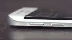 Samsung shows us what happens when the Galaxy S6 edge is dropped on its edge