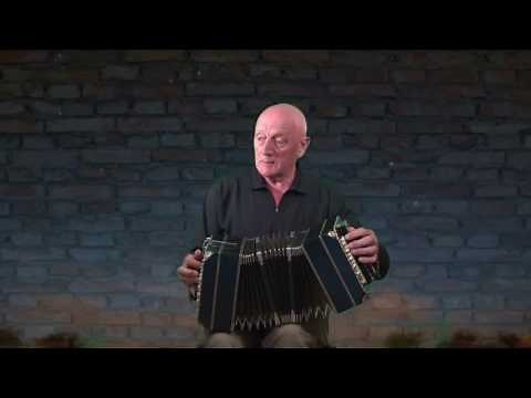 UNO (tango) - bandonéon.