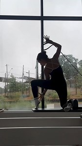 We're convinced that nothing beats a rainy day Allegro® 2 Reformer flow 🌧️😍 📸 Only the best vibes from Ritual Moves Pilates instructor Gen #OneAndOnlyA2 . . . See important safety info here: https://bit.ly/3TNYrYn | Balanced Body, Inc.