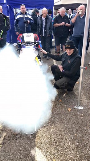 The Good Times Motorbike Channel on Instagram: "Honda RS500 (499cc three cylinder two stroke) - factory race bike from 1986. This bike won the 1986 TT with Roger Burnett at the controls. Then it was sold to Eddie Laycock’s sponsors. Eddie rode the bike at grand prix meetings, North West 200 and Ulster GP to name a few. In shot is Jamie O’Brien from Windy Shed Classics. Jamie: @jameo7474 Windy Shed Classics is over on Facebook. Account name: Windy Shed Classics Ltd Location is The 2022 Classic Mo