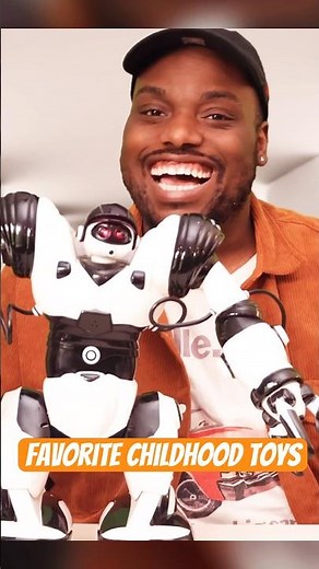 The Robosapien Was Actually Ahead of Its Time #throwback #90stoys #robotics