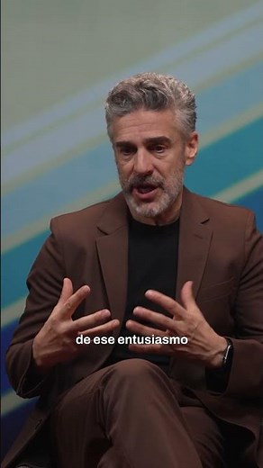 Leo Sbaraglia sobre “El hombre que amaba los platos voladores”, su nueva película en NETFLIX