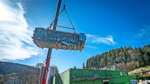 Hornberger Brauerei Ketterer: Anlage schwebt aus luftiger Höhe ein