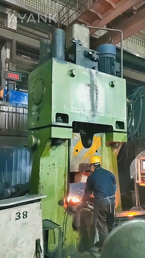31.5KJ CNC Hydraulic Forging Hammer - Working Video Available! Power Range: 16kJ to 450kJ. For Further Information: 183 3995 3085 #ForgingHammer #CNCForging #HydraulicPress | Alisa Liang