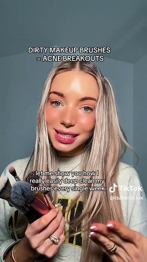 How to Deep Clean Your Makeup Brushes for Clear Skin