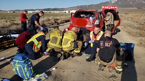 Weber County man hospitalized after two crashes in Utah County