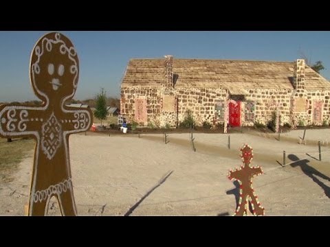 World's largest gingerbread house