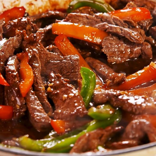 Pepper Steak beats takeout ANY night of the week. Full recipe: http://dlsh.it/E59J8P6 | Delish