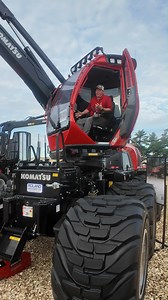Marcus Steigerwaldt, Director, Forest Sales & Marketing, is back again. Take a closer look at the Komatsu 951XC Harvester with him as he walks through the features that make this machine stand out in demanding forest operations. From stability to power to operator comfort, the 951XC is engineered for productivity. Learn more by visiting: https://bit.ly/448PLAl #komatsuforestry #harvester #forestryequipment | Komatsu Forest North America