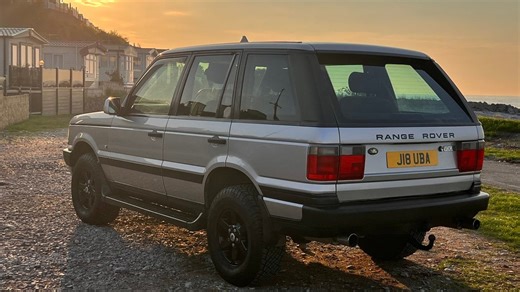 2000 Land Rover Range Rover Silver Automatic, 4 speed Rig...