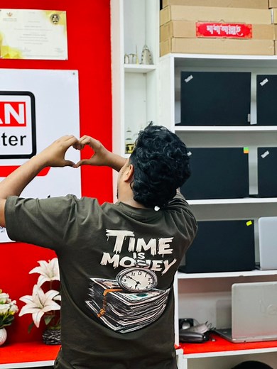 17K views · 194 reactions | ২০ হাজারের নিচে 11 th জেন ল্যাপটপ  | Khan Computer | Facebook