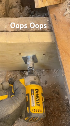 #diy #fypシ #diycrafts #tools #dewalt #foryou #fyp #wood #bolt