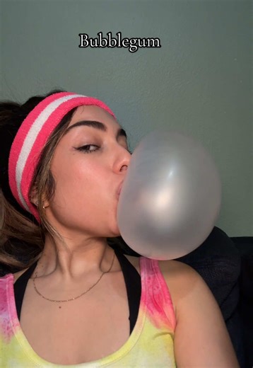 Blowing some BUBBLES • It had been forever since I blew some bubbles with gum and when it came time to our annual New Year photoshoot I knew it was an essential part of the picture • Thankfully my baseball boys had their @Big League Chew and I got to have some fun • #bubbles #blow #bubblegum #mamalife #80s