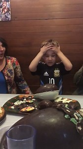 Huevo duro ¿Vos cómo los rompés? | Intermix Fm